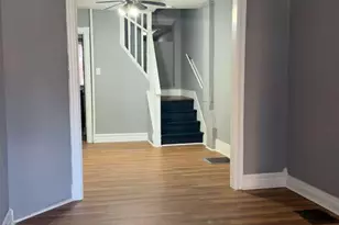 329 1/2 N 15th St, Allentown, PA 18102 - Photo 2