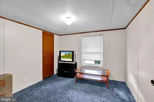 8758 Turkey Ridge Rd, Breinigsville, PA 18031 - Photo 22