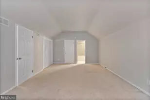 5175 Meadowview Dr, Macungie, PA 18062 - Photo 12