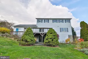 1110 Greenbriar Ln, Laurys Station, PA 18059 - Photo 24