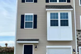 8336 Alexander Ct, Breinigsville, PA 18031 - Photo 2