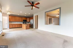 8524 Mayfair Ct, Breinigsville, PA 18031 - Photo 14