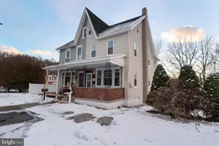 132 5th St, Slatington, PA 18080 - Photo 2