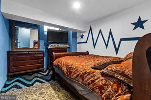 215 N 19th St, Allentown, PA 18104 - Photo 14