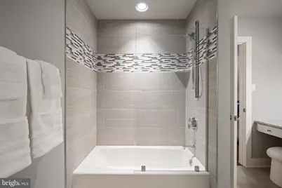 2687 Avenue Du Village, Bethlehem, PA 18015 - Photo 64