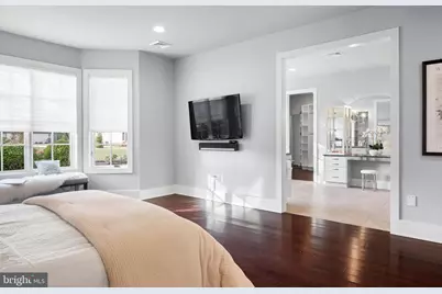 2687 Avenue Du Village, Bethlehem, PA 18015 - Photo 32