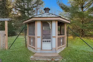 6532 Blue Church Rd S, Coopersburg, PA 18036 - Photo 36