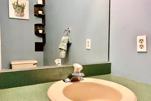 127 E George St, Emmaus, PA 18049 - Photo 12