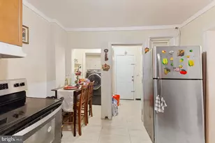 121 S Blank St, Allentown, PA 18102 - Photo 16