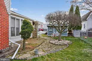 108 W 2nd St, Alburtis, PA 18011 - Photo 16