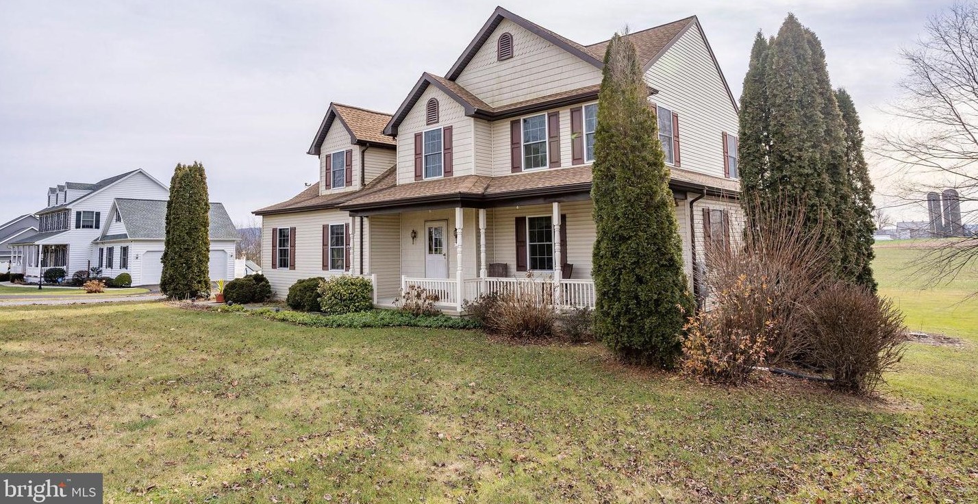 108 Country Ln, Richland, PA 17087-9762