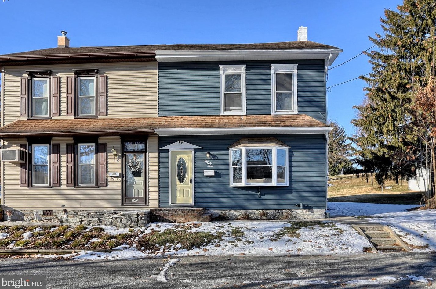143 S King St, Bellegrove, PA 17003