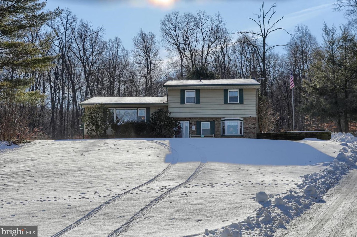 970 Mount Wilson Rd, Lebanon, PA 17042-4767