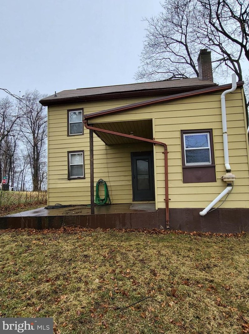 2190 Walnut St, Lebanon, PA 17042