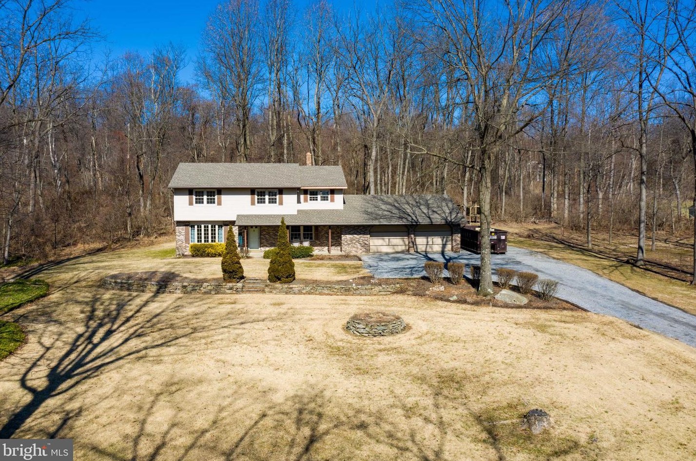 351 Cocalico Rd, Robesonia, PA 19551-9224
