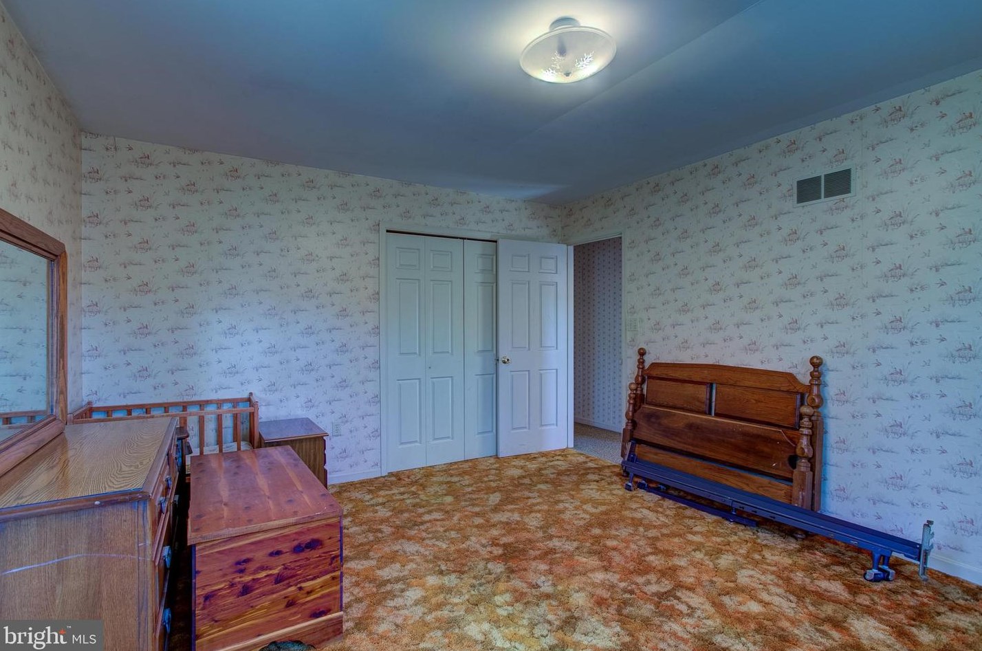 351 Cocalico Rd, Robesonia PA 19551-9224 exterior