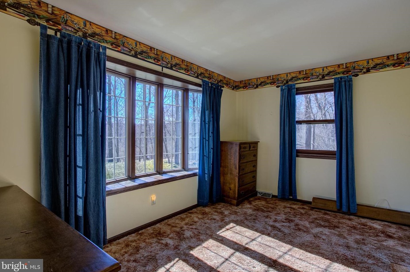 351 Cocalico Rd, Robesonia PA 19551-9224 exterior