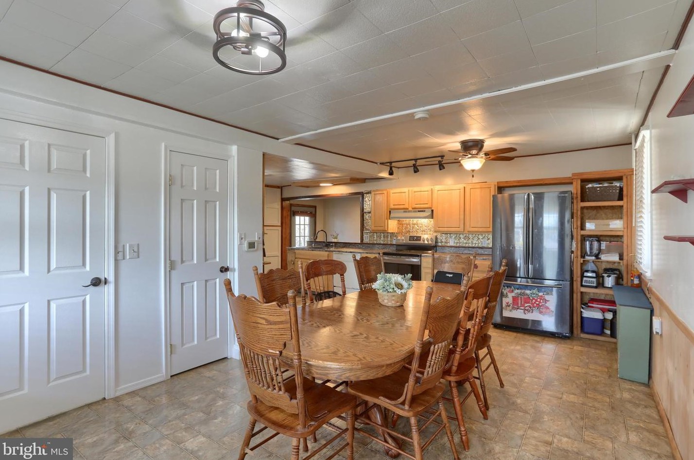 1678 N 7th St, Lebanon, PA 17046