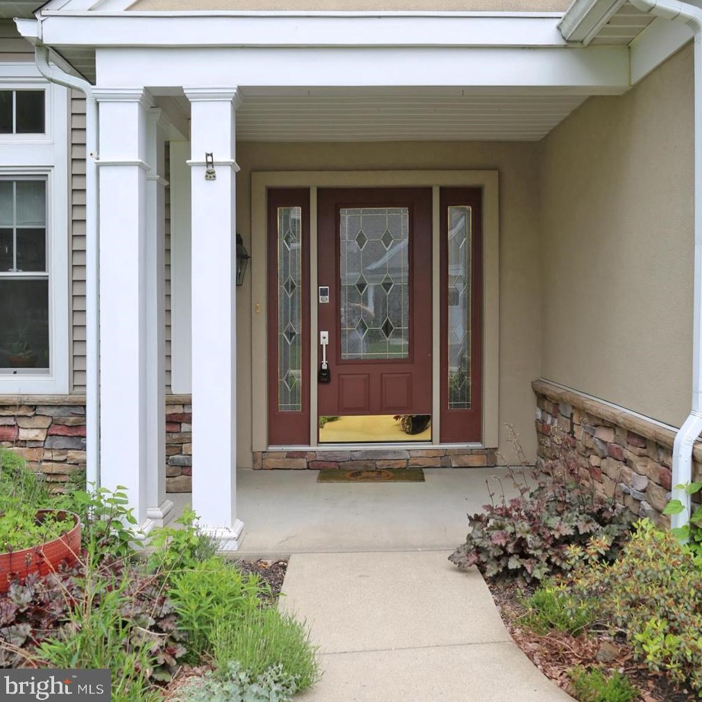 1013 Percy Ln, Lebanon, PA 17042-9232