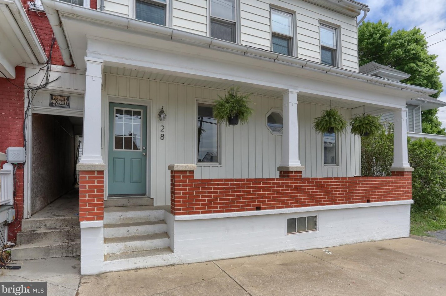 28 Lancaster St, Bordnersville, PA 17038-9616