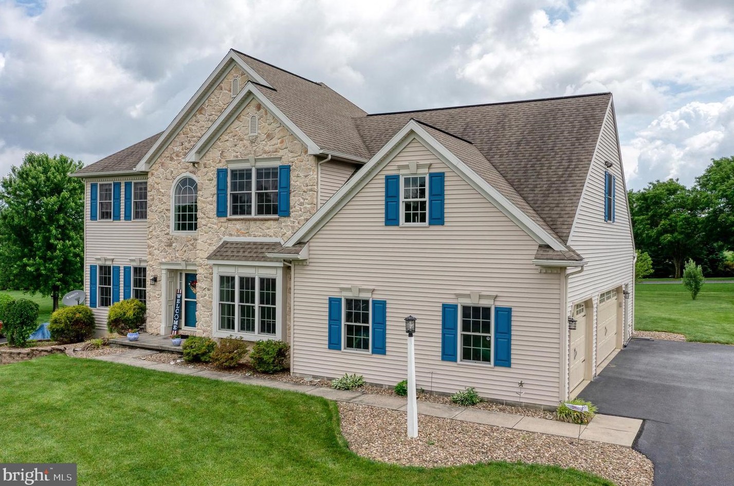 916 Cross Creek Ct, Lebanon, PA 17042