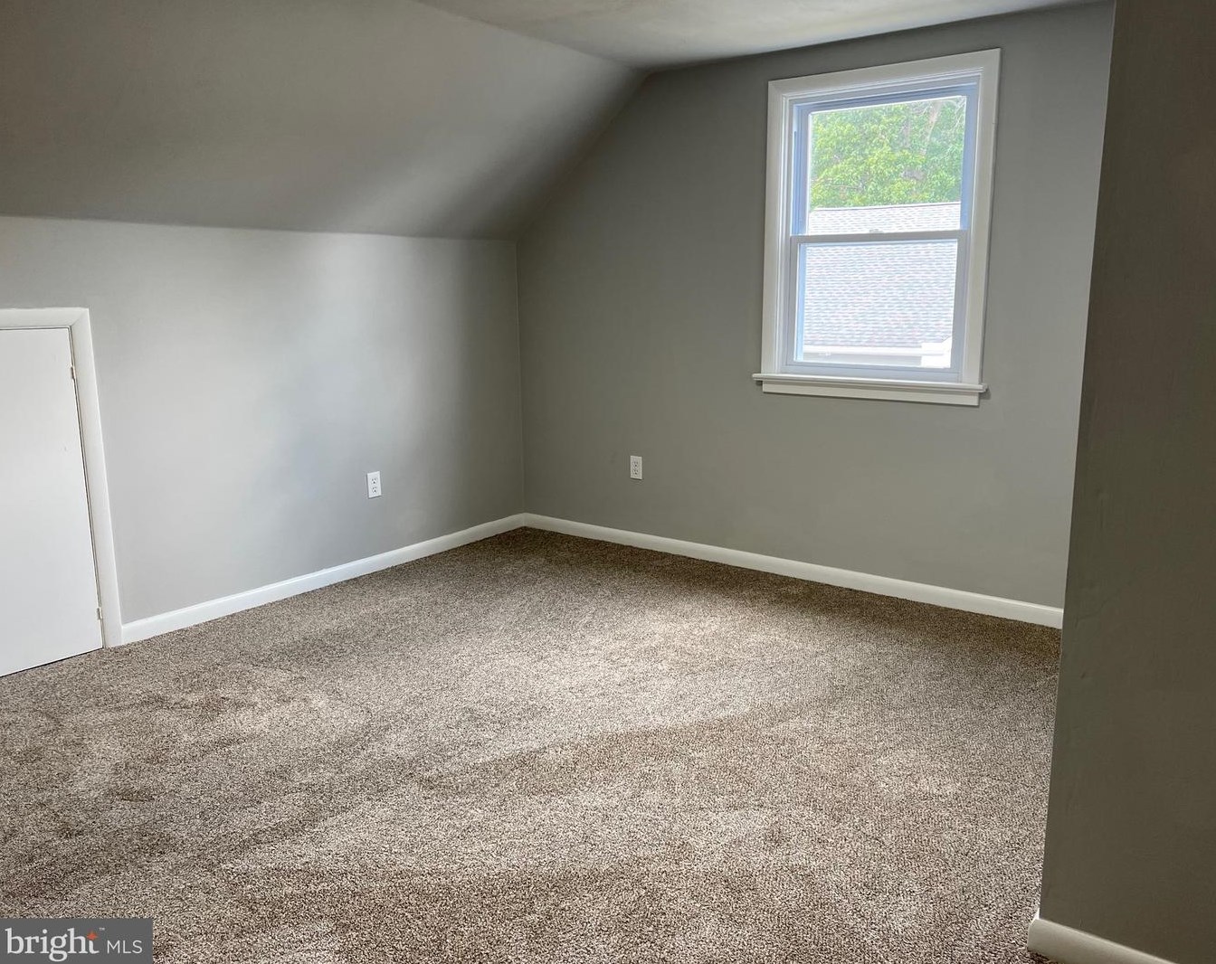 1827 Martin Dr, Lebanon PA  17046-1830 exterior