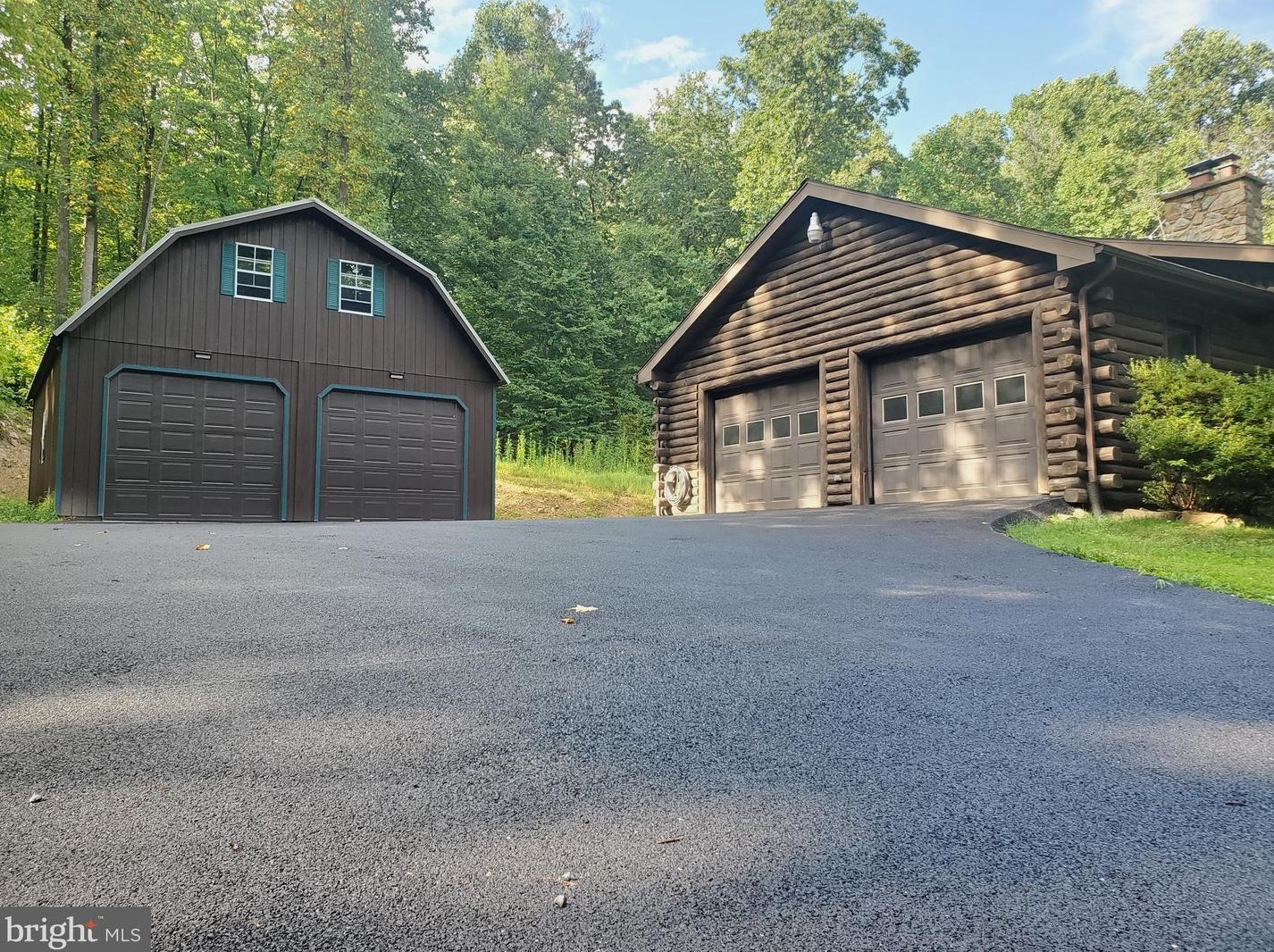 27 Log Cabin Dr, Shellsville, PA 17028-8204