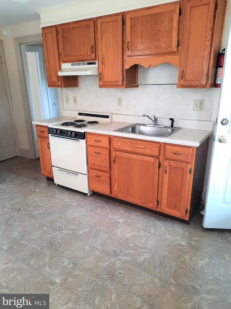 340 E Pershing Ave, Lebanon, PA 17042
