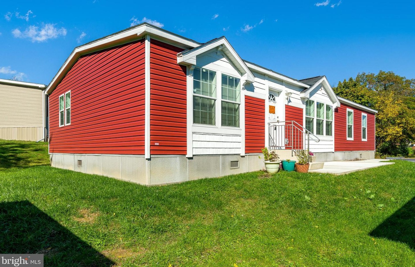 60 Northcrest Acres, Lebanon, PA 17046-8370
