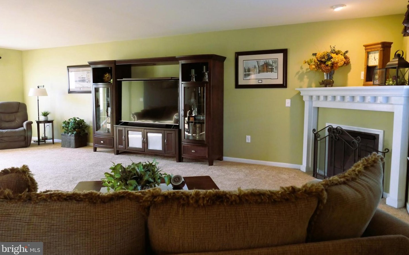 213 Stuart St, Lebanon, PA 17042-6450