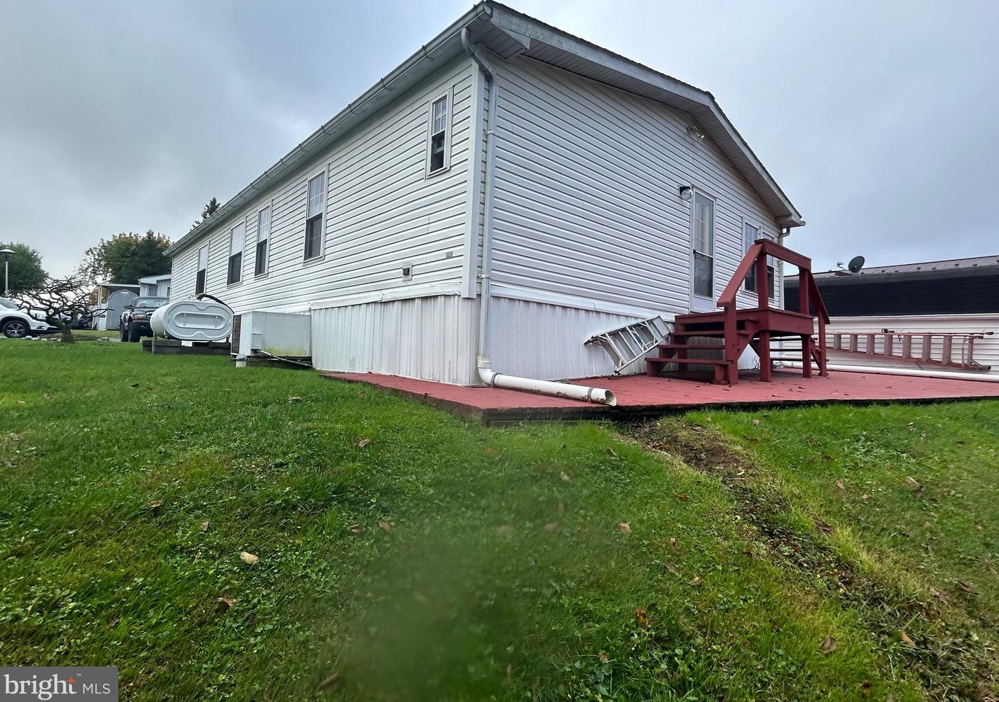 96 Green Acres Trailer Ct, Lebanon PA 17046-9213 exterior