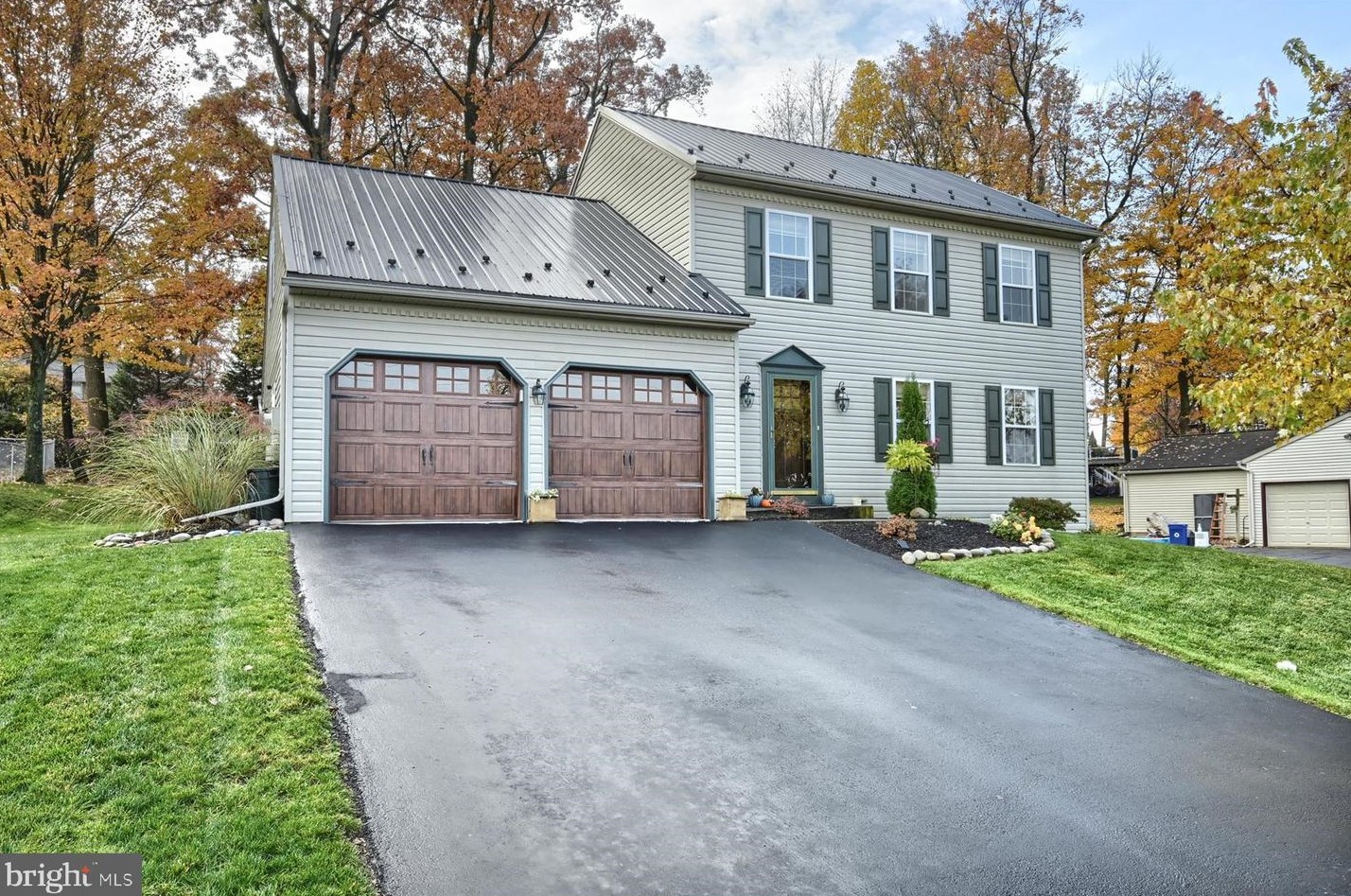 42 Brookfield Dr, Lebanon, PA 17046-1800