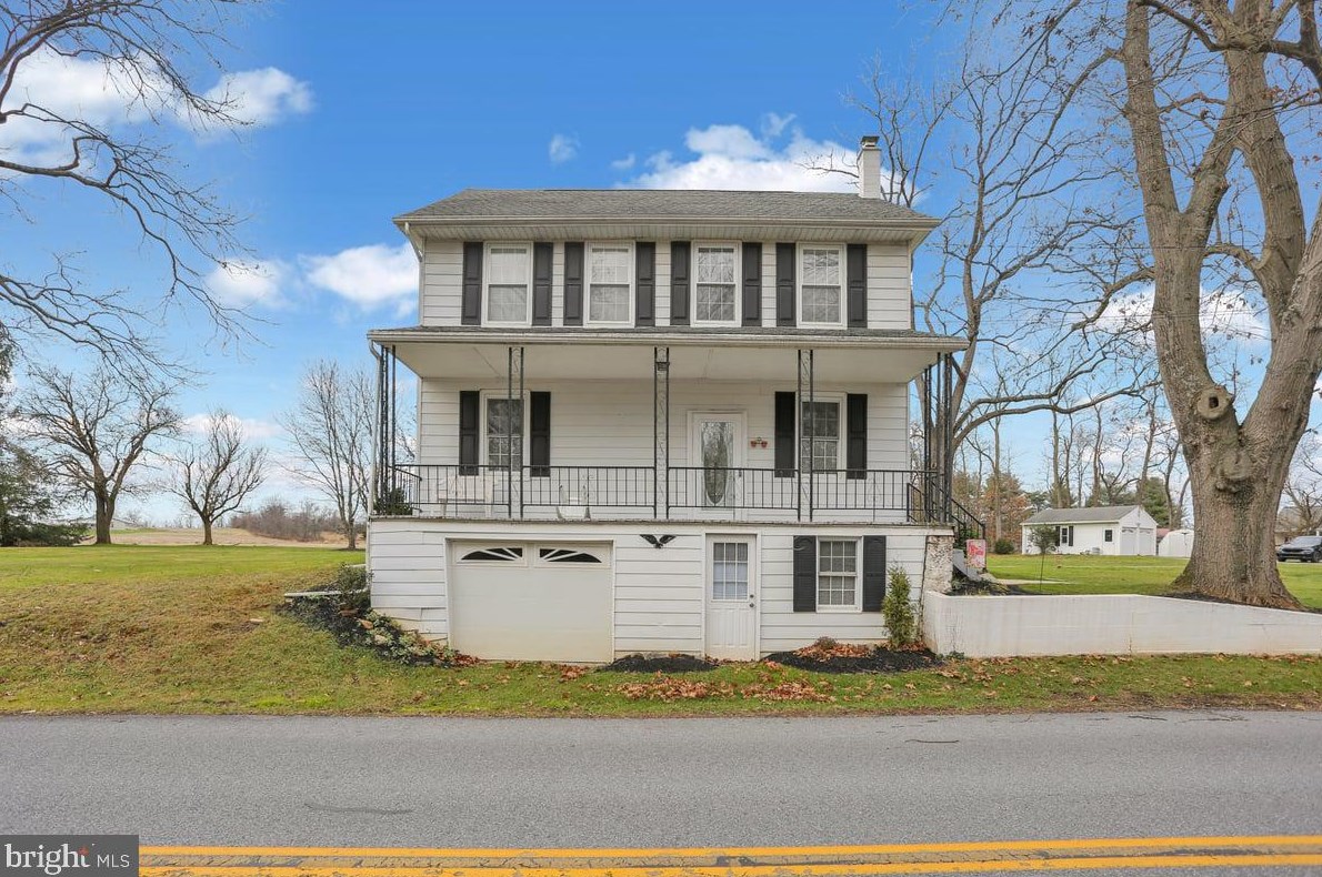 1025 School House Rd, Bellegrove, PA 17003-8522