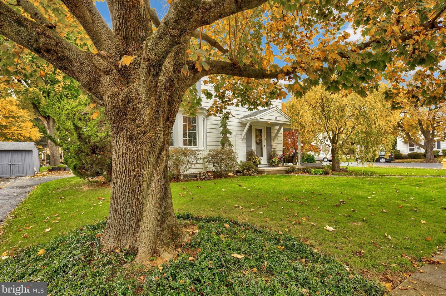 37 N Long St, Bellegrove, PA 17003