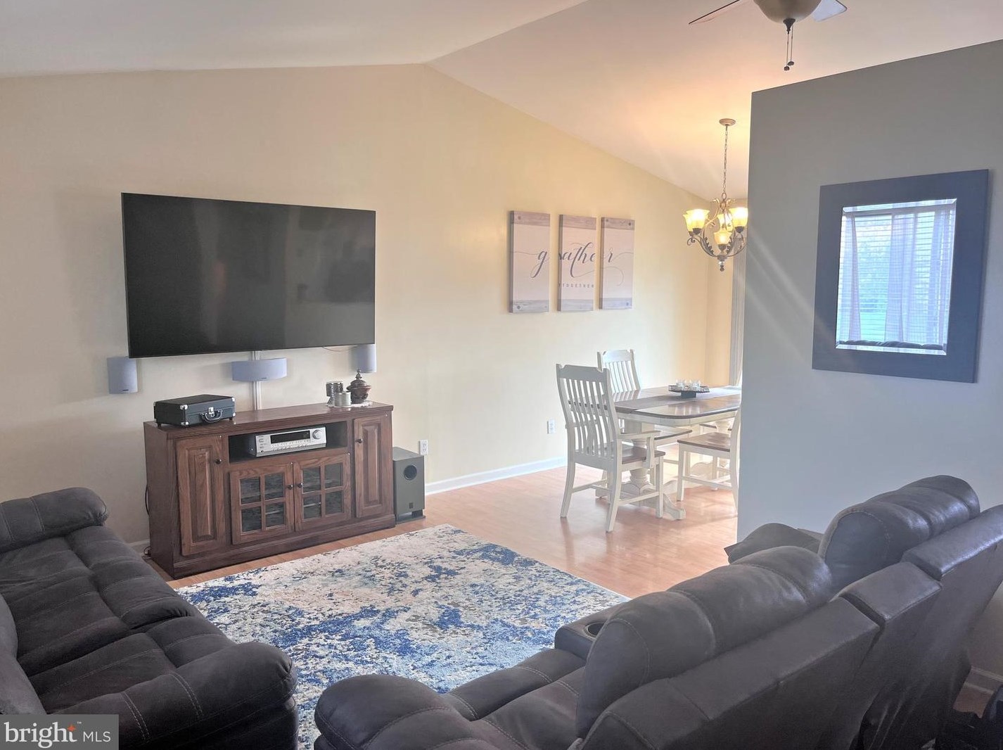 81 Brookfield Dr, Lebanon, PA 17046-1882