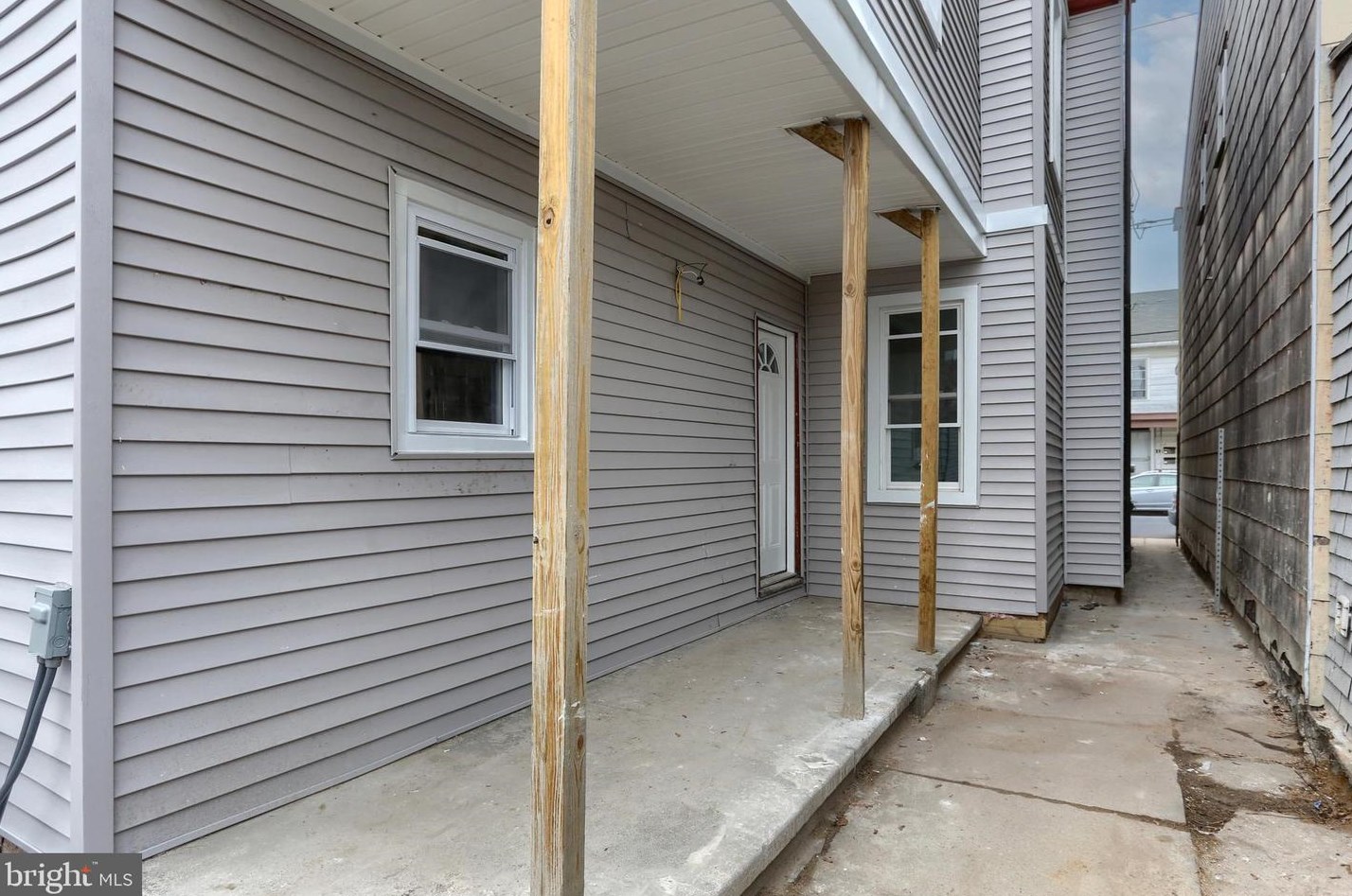 718 Guilford St, Lebanon PA  17046-3528 exterior