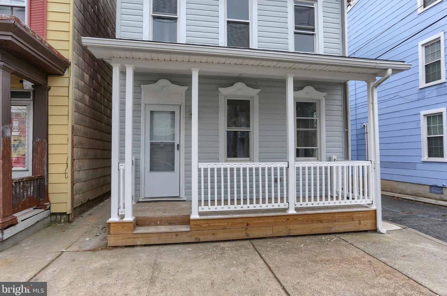 718 Guilford St, Lebanon PA  17046-3528 exterior