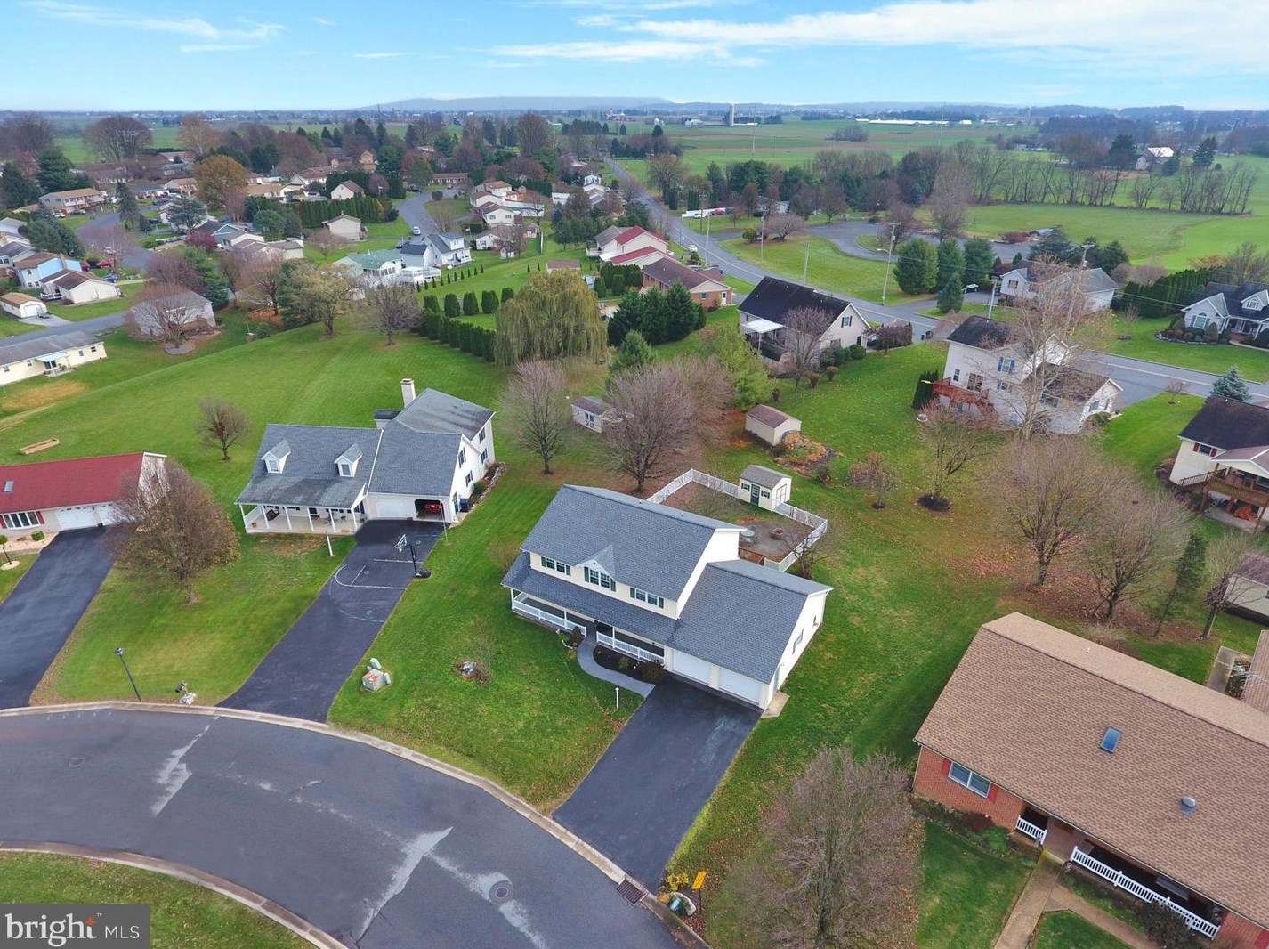 650 Richfield Dr, Lebanon PA  17042-8891 exterior