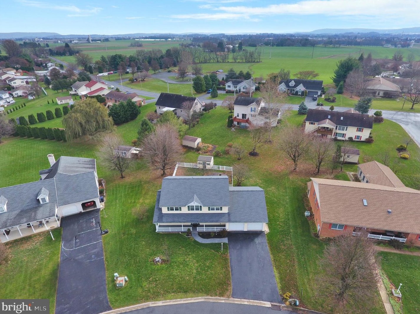 650 Richfield Dr, Lebanon PA  17042-8891 exterior