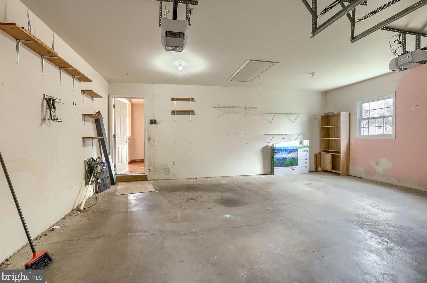 650 Richfield Dr, Lebanon PA  17042-8891 exterior