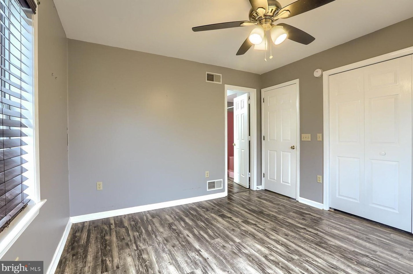 650 Richfield Dr, Lebanon PA  17042-8891 exterior