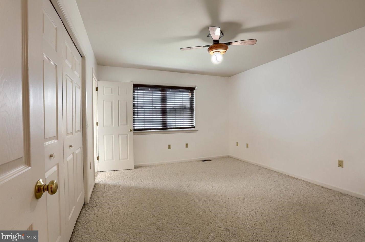 650 Richfield Dr, Lebanon PA  17042-8891 exterior