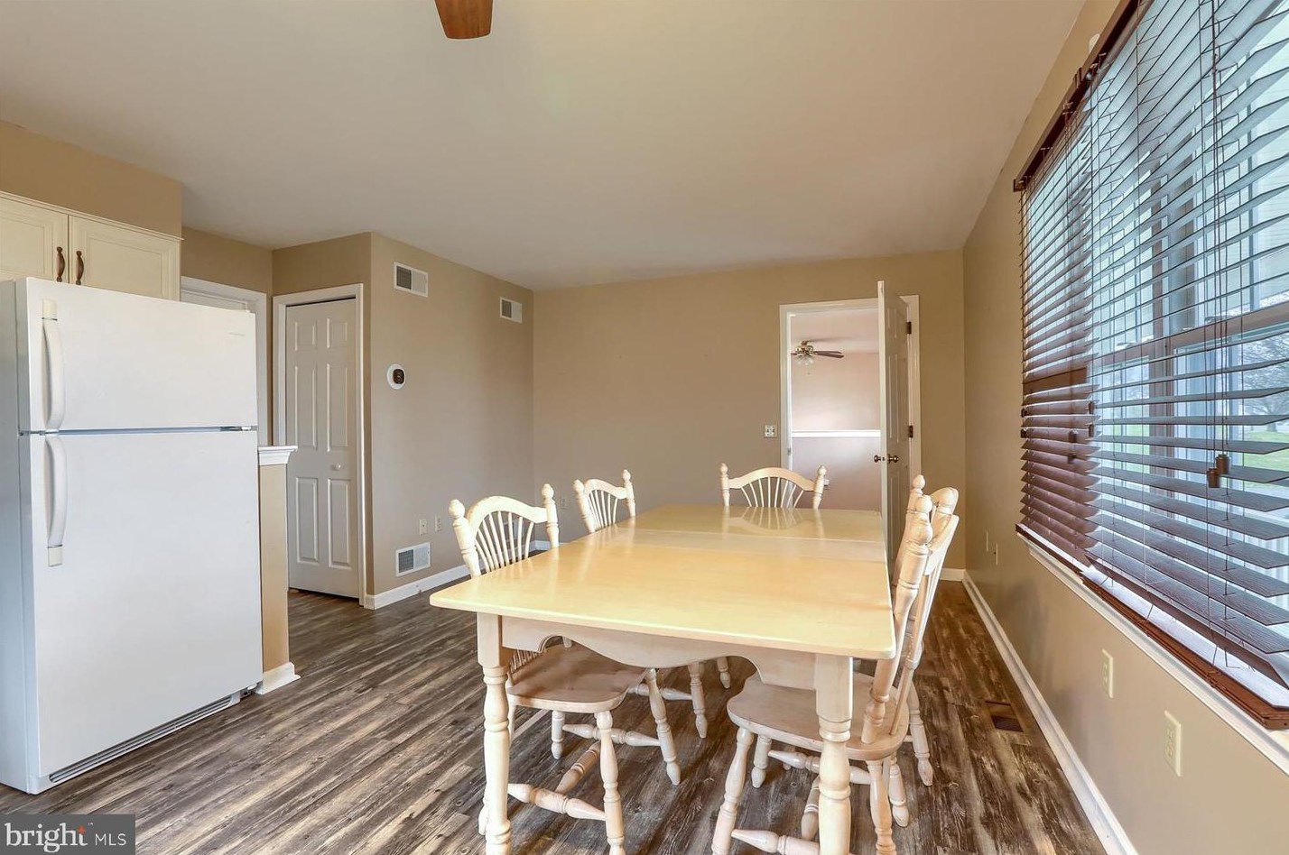 650 Richfield Dr, Lebanon PA  17042-8891 exterior