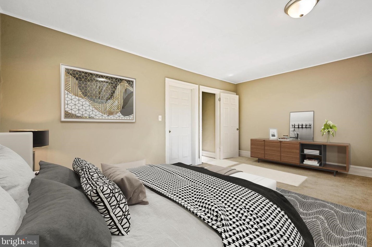 211 Chestnut St, Lebanon PA  17042-3211 exterior