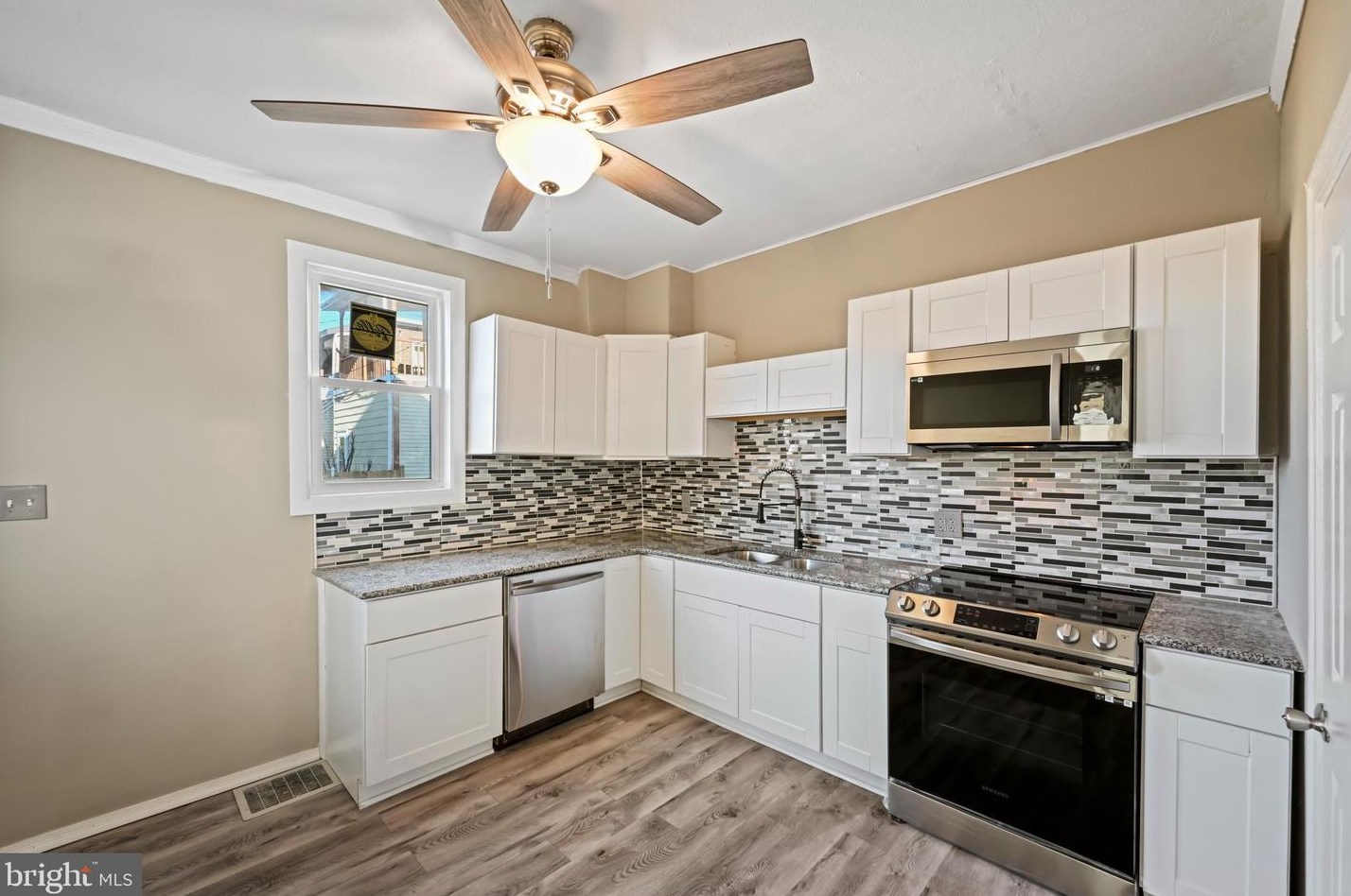 211 Chestnut St, Lebanon PA  17042-3211 exterior