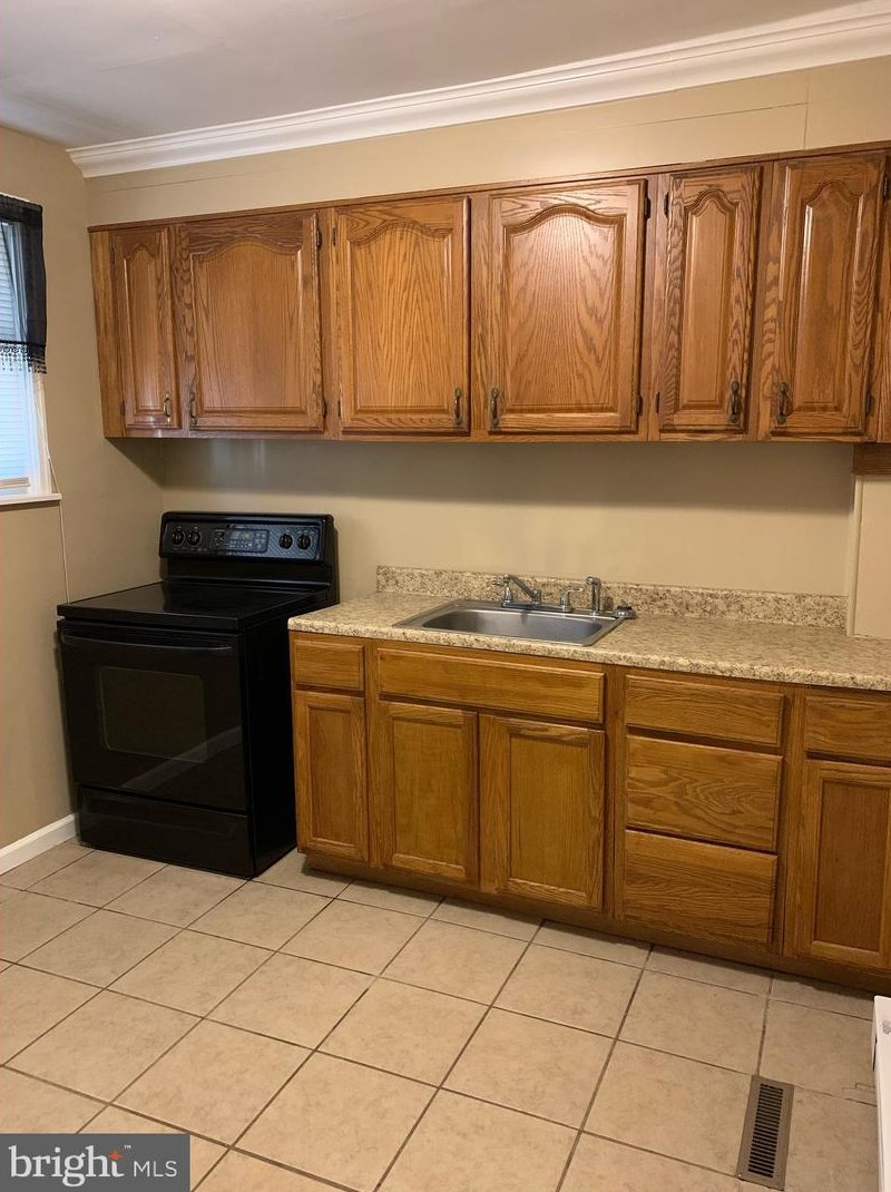 360 N 10th St, Lebanon, PA 17042