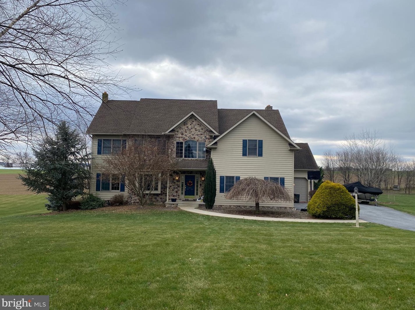 106 Country Ln, Richland, PA 17087-9762
