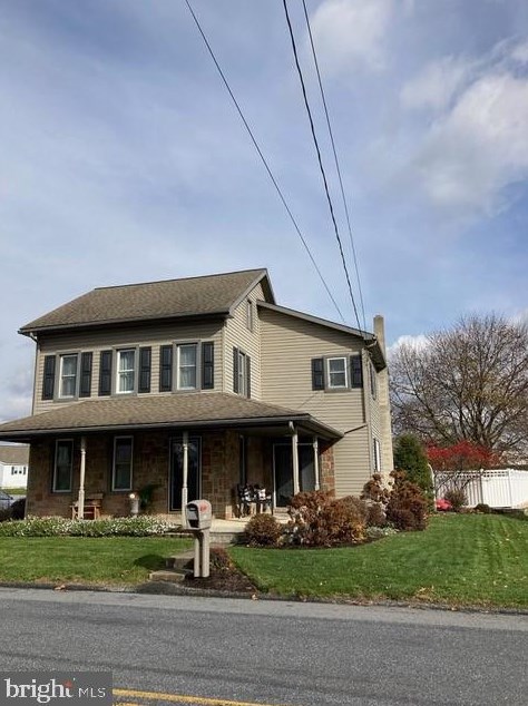 200 Sheridan Rd, Stricklerstown, PA 17073-9193