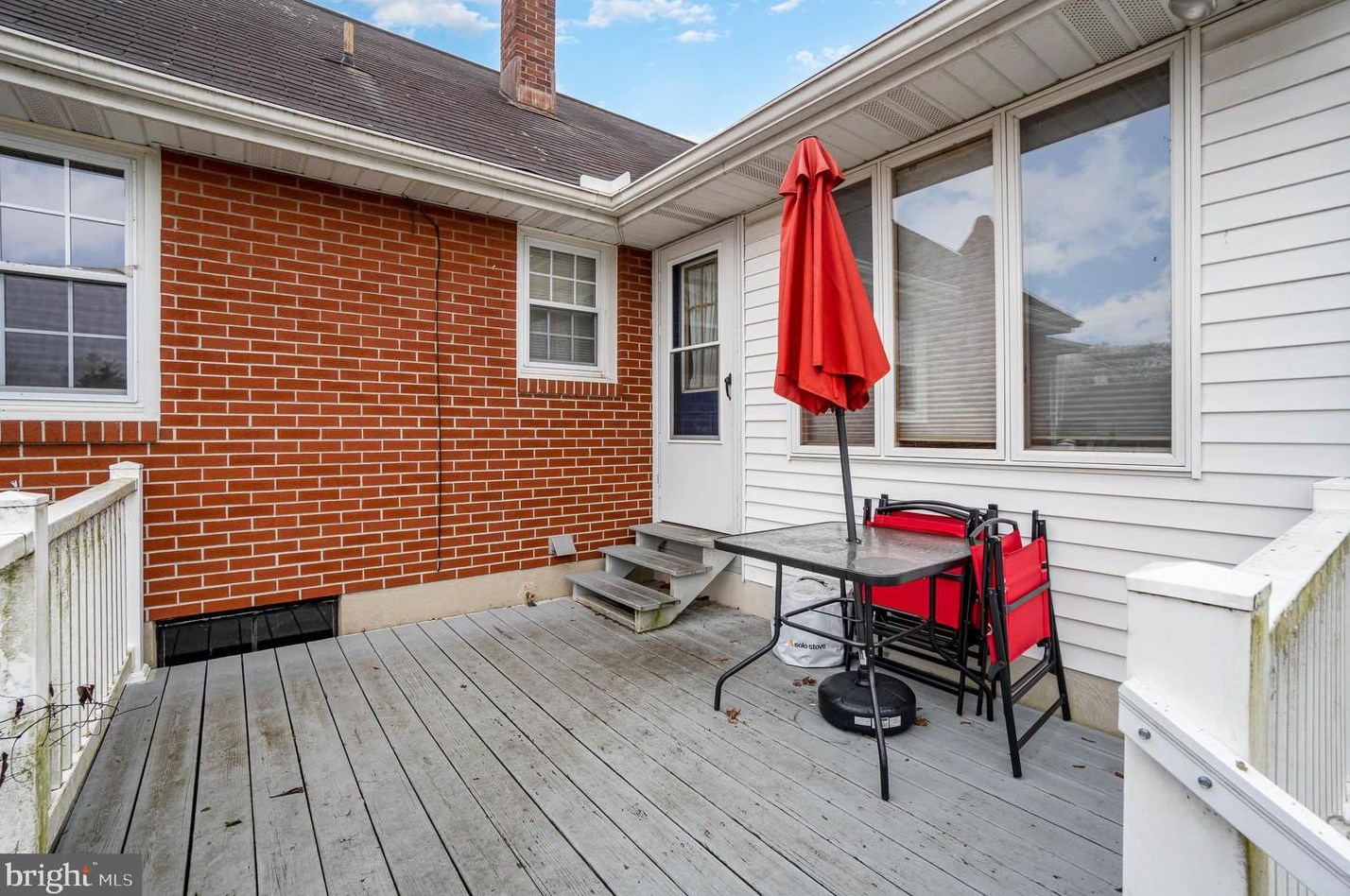 403 Wilshire Dr, Lebanon PA  17042-3157 exterior
