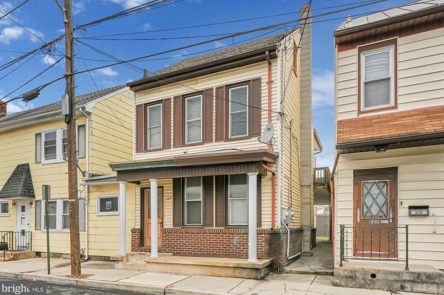 137 Mifflin St, Lebanon, PA 17046-3842